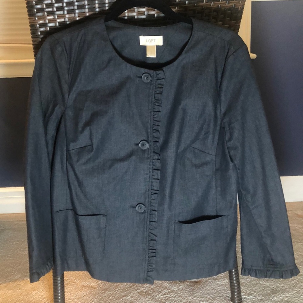 Never worn Ann Taylor Loft outlet denim blazer